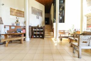 hotel the flora kuta bali