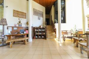 hotel the flora kuta bali