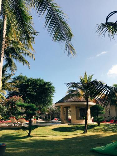 puri rinjani bungalows
