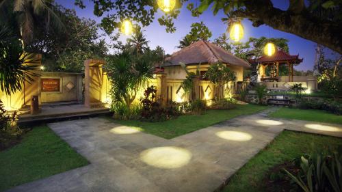 puri rinjani bungalows