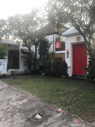 ayu love and harmony guest house