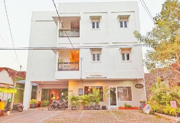 manggolo homestay syariah