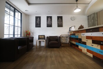 reddoorz plus jalan raden intan lampung