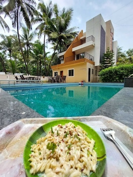 royal paradise hotel