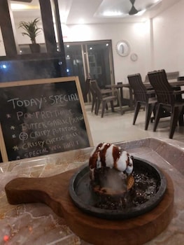 royal paradise hotel