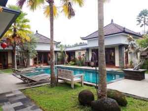 widi agung villa