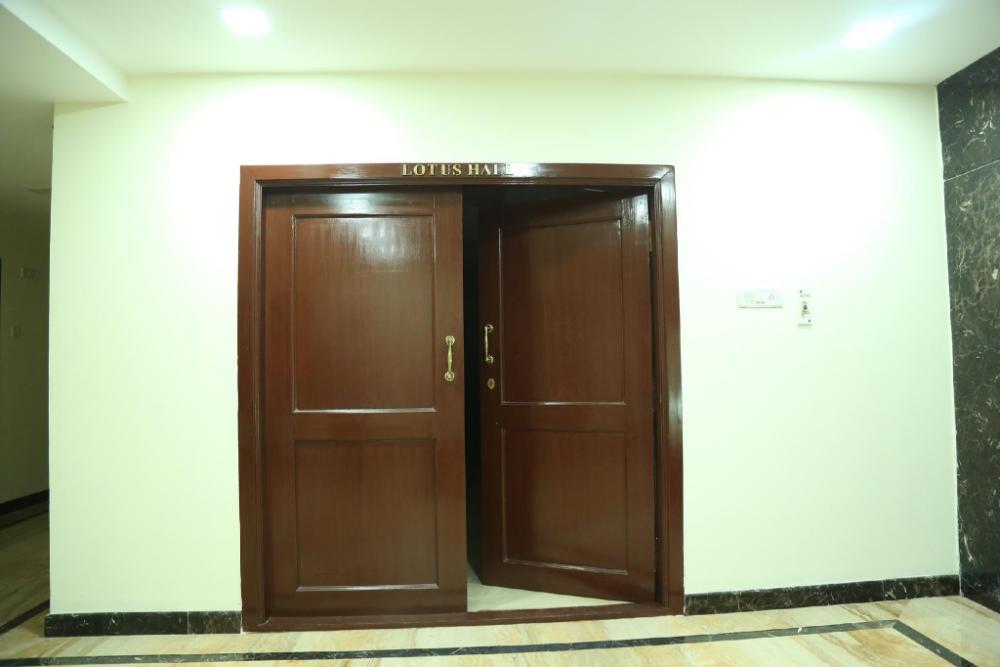 hotel sera grand by verbatim hospitality