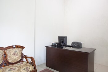 reddoorz near banyuwangi baru station