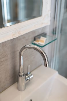 teresa roomsandsuites