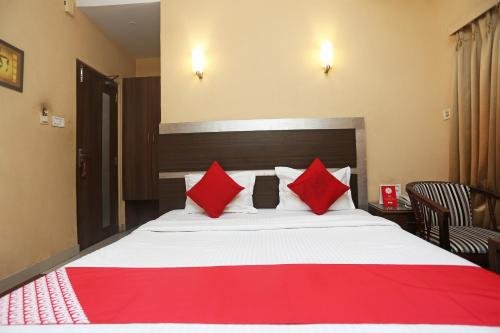 Hotel Divine International,Near Digha Beach,2 star