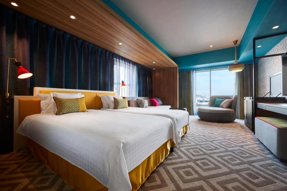 hotel universal port