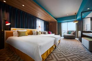 hotel universal port