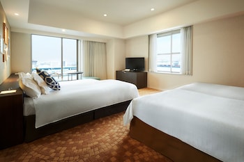 hotel universal port