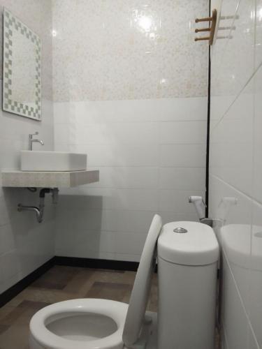tirta yoga inn