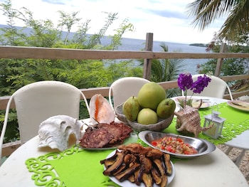 La Bella Beach House Cebu,Boljoon>>Alcoy,2.5 star