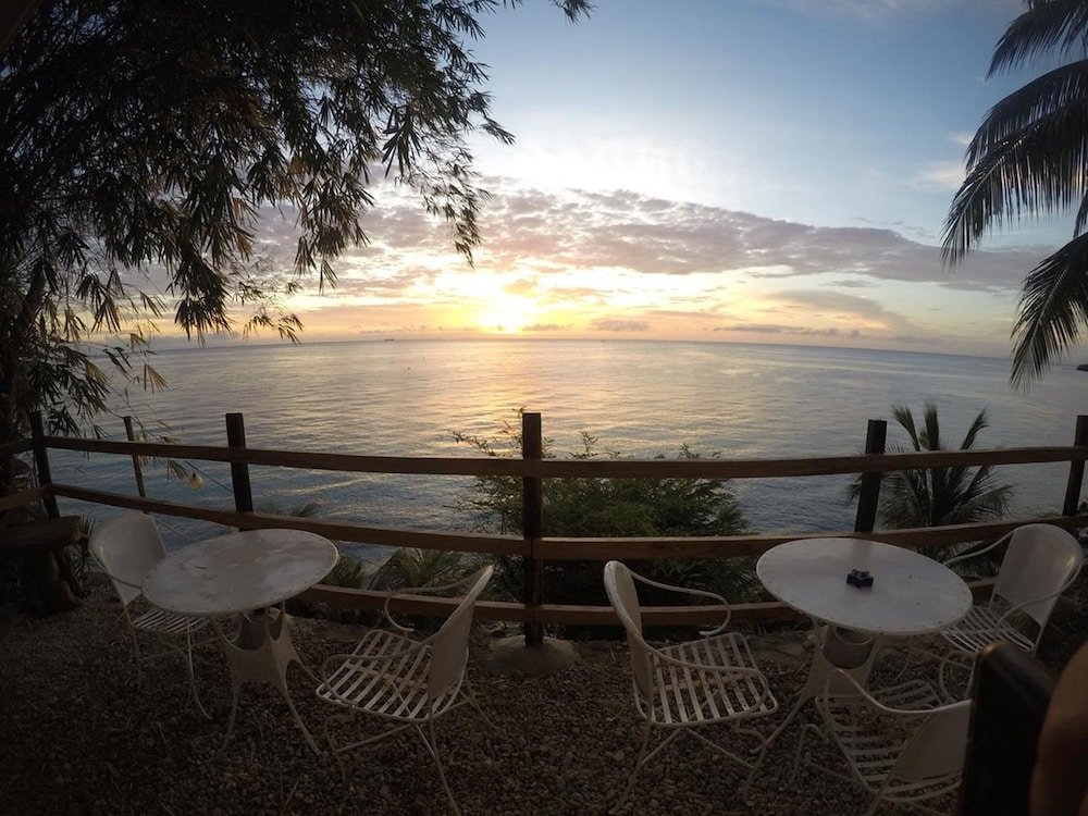 la bella beach house cebu