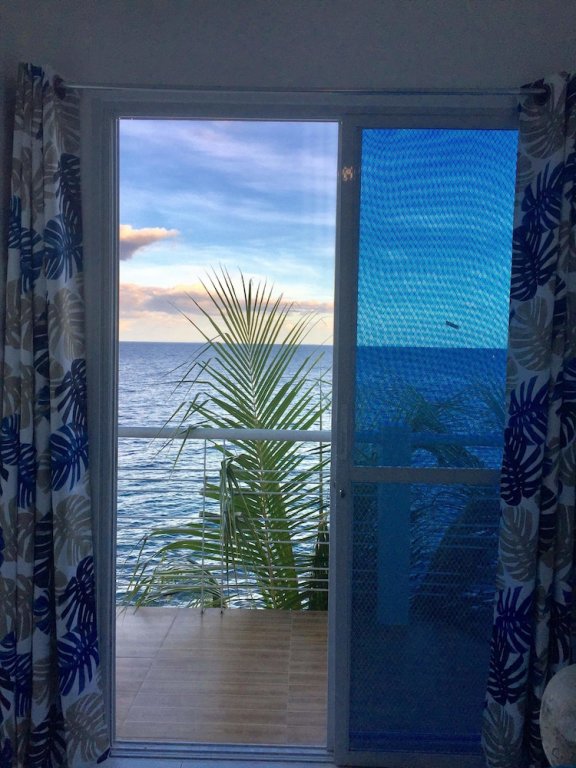 la bella beach house cebu