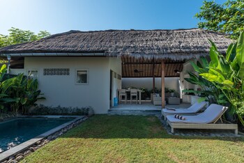 beach villas lombok