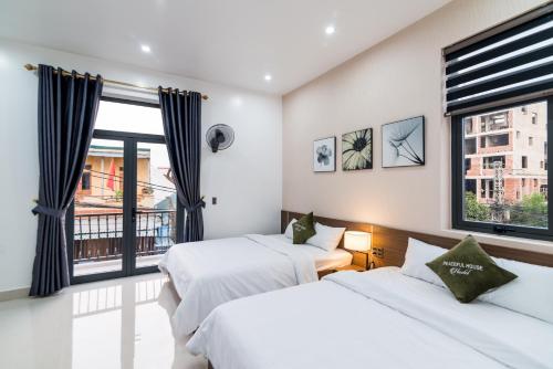 peaceful house hostel