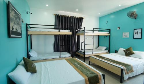 peaceful house hostel