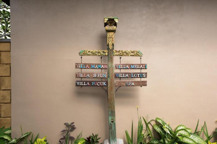 taluh bebek ubud private villas