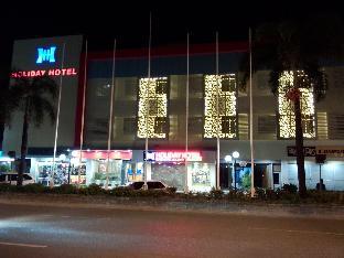 holiday hotel batam