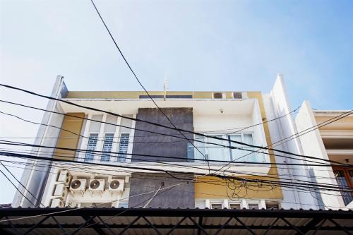 reddoorz kebon kacang