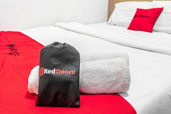 reddoorz kebon kacang