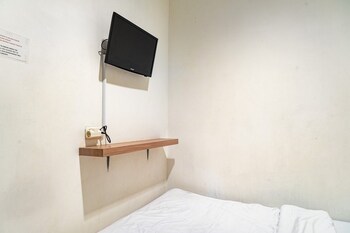 reddoorz kebon kacang