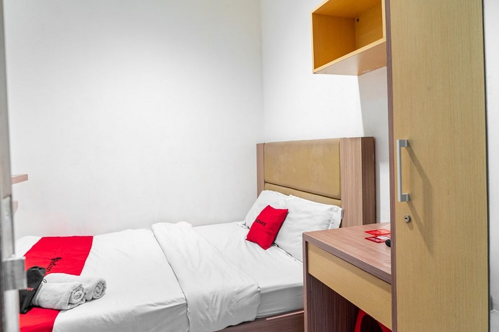 reddoorz kebon kacang