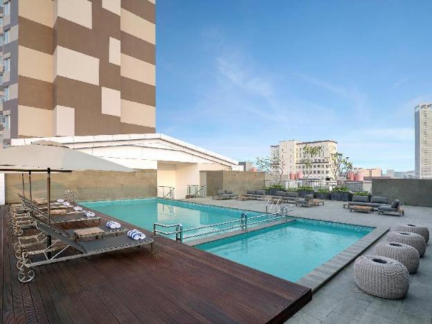 novotel jakarta cikini hotel