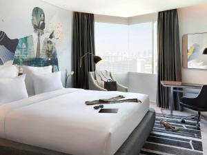 novotel jakarta cikini hotel