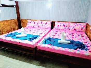 blue lagoon inn and restaurant