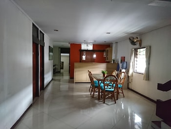 wisma shalom guesthouse