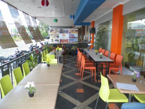 al badar hotel syariah makassar