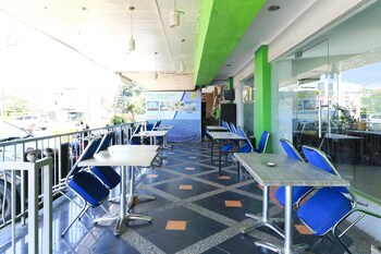 al badar hotel syariah makassar