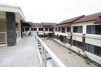 reddoorz plus near kualanamu airport