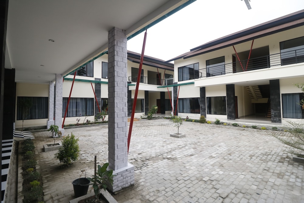 reddoorz plus near kualanamu airport