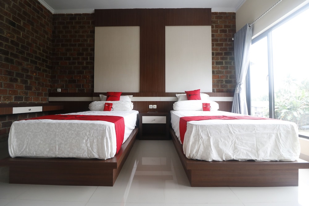 reddoorz plus near kualanamu airport
