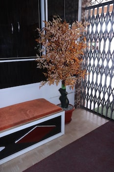 shri anand hotel berinag