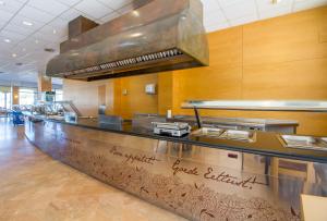 hotel mediterraneo benidorm