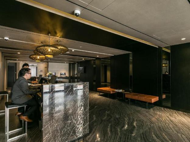 venue hotel the lily