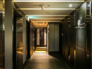 venue hotel the lily
