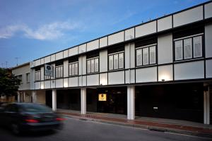 venue hotel the lily