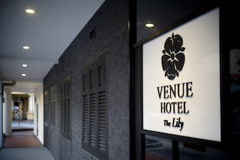 venue hotel the lily