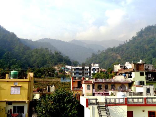 hotel tapovan cottage