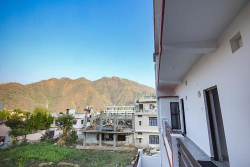 hotel tapovan cottage