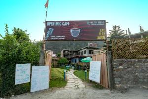 hotel tapovan cottage