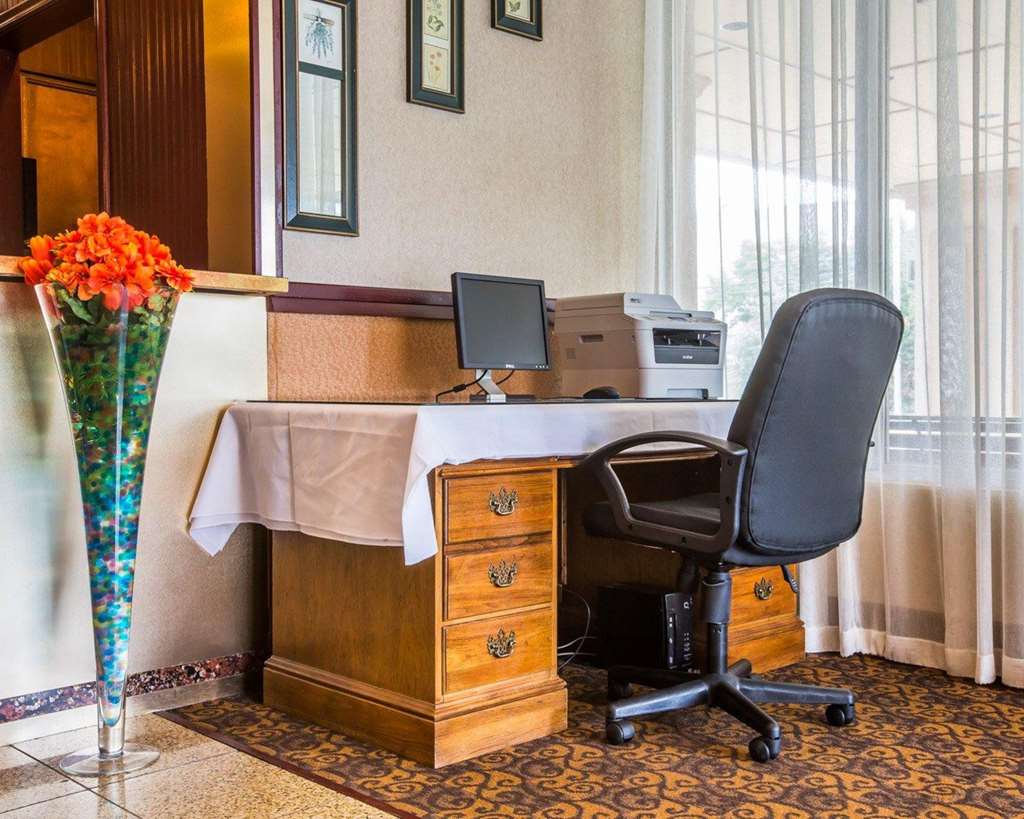 quality inn and conference center