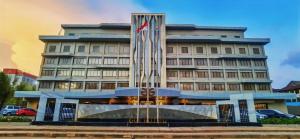 aglow hotel harbor bay batam